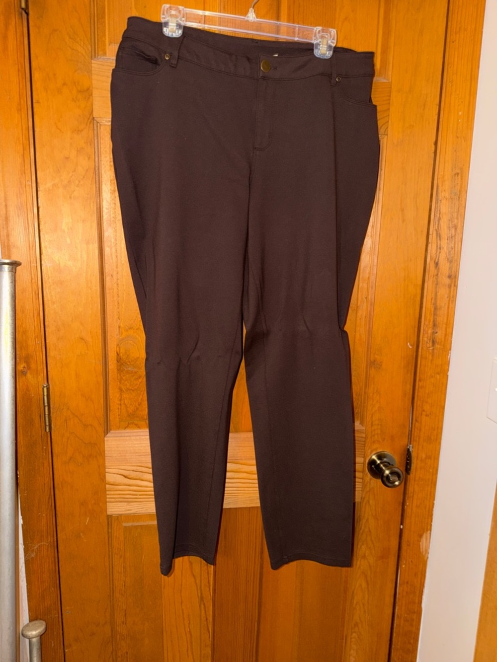 Cato Women's Straight-Leg Trousers in Dark Brown